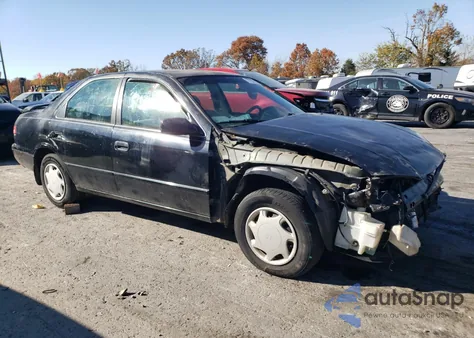 1999 Toyota Camry Ce from USA, damaged, VIN 4T1BG22K0XU426235